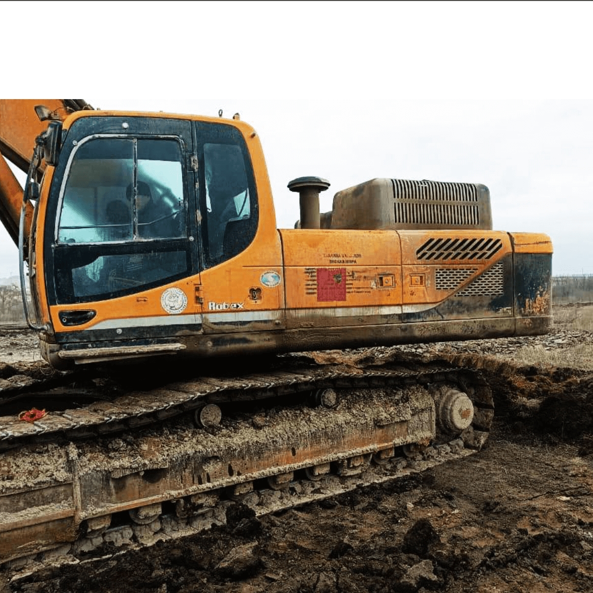 Гусеничный экскаватор Hyundai R 480LC-9S, 2012